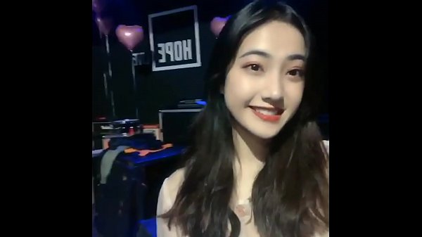 Hot girl Trung Quốc show hàng tự sướng cực dâm